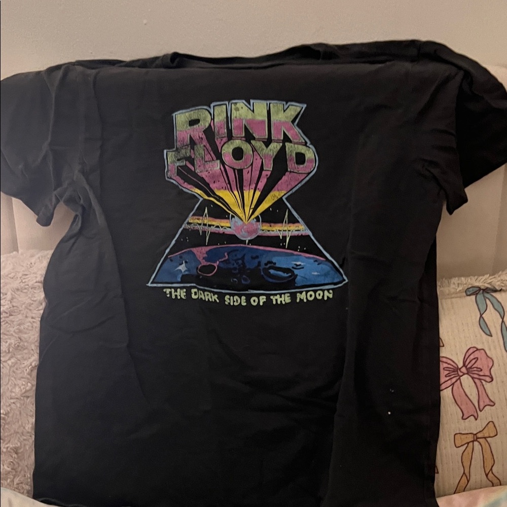Old Navy Black T-Shirt